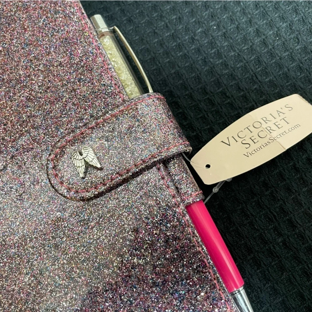 Victoria's Secret Glitter limited edition Journal with pen